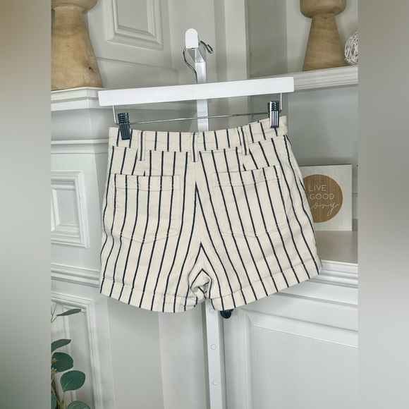 Madewell Emmett Button-Front Shorts in Stripe in Canvas Size 24 - Picture 4 of 14